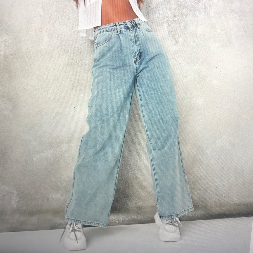 MISSGUIDED BOYFRIEND JEANS